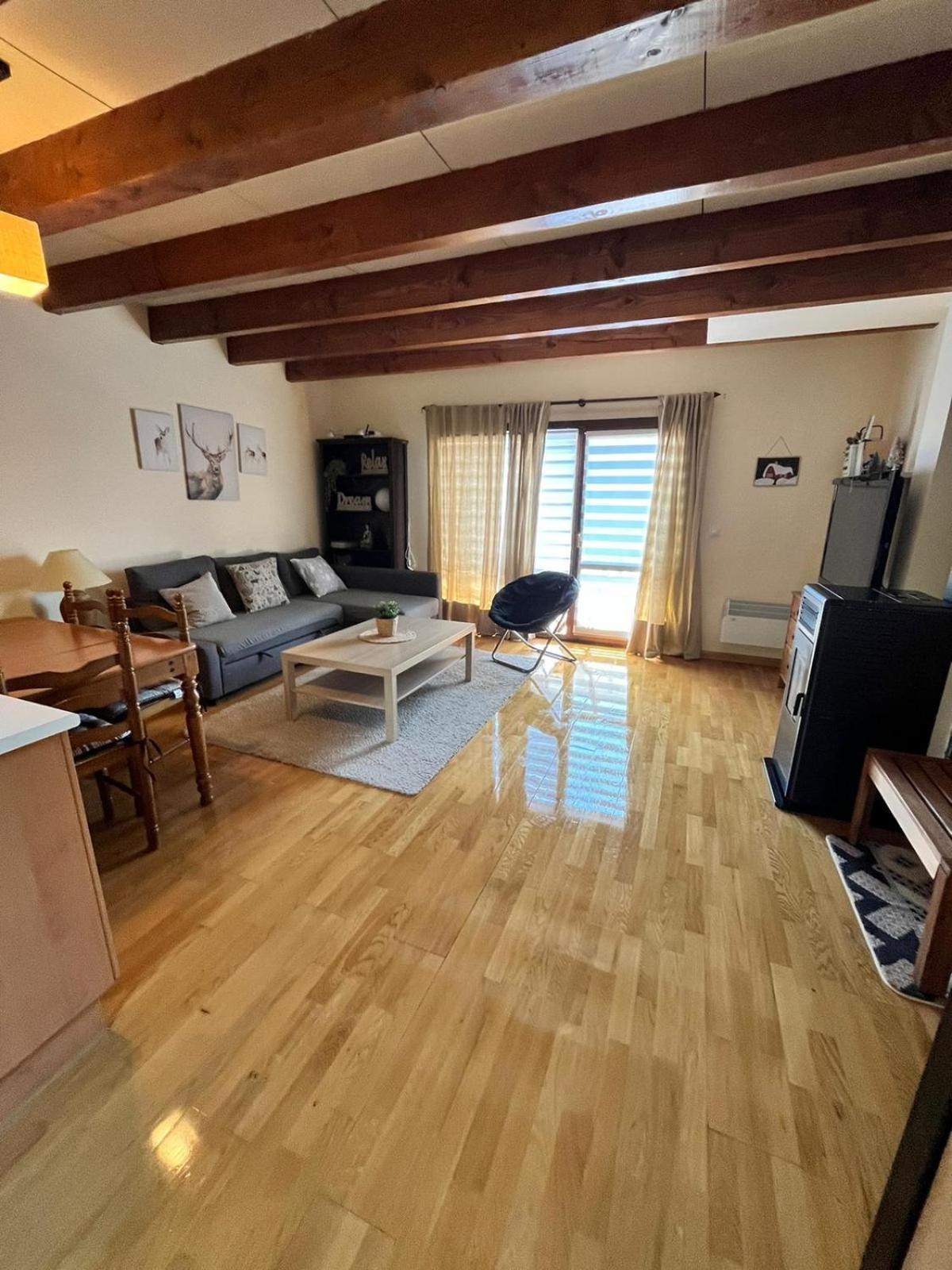 Duplex Familiar Izarraitz Apartment Villanúa Екстериор снимка